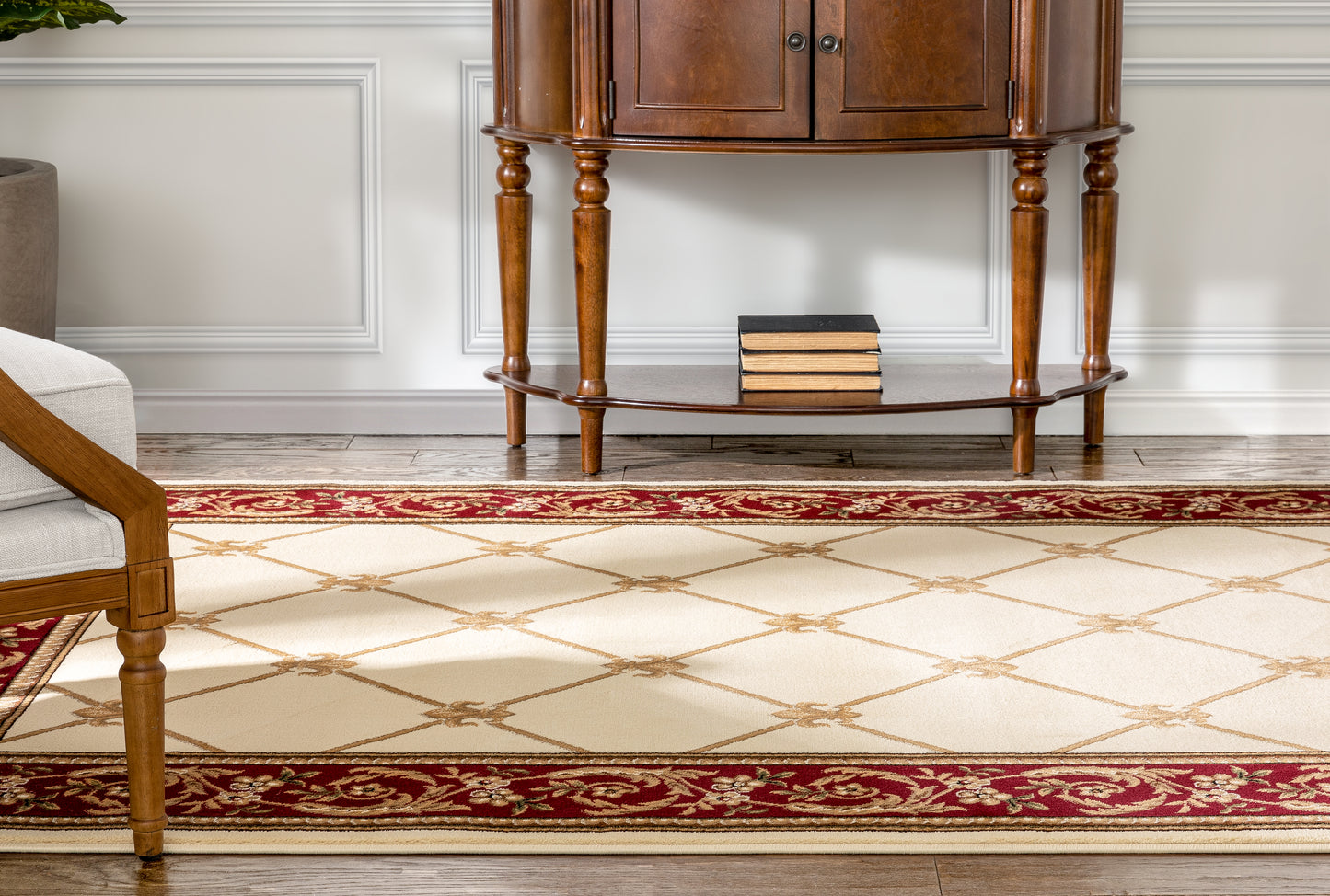 Fleur De Lis Ivory Formal Rug 3622