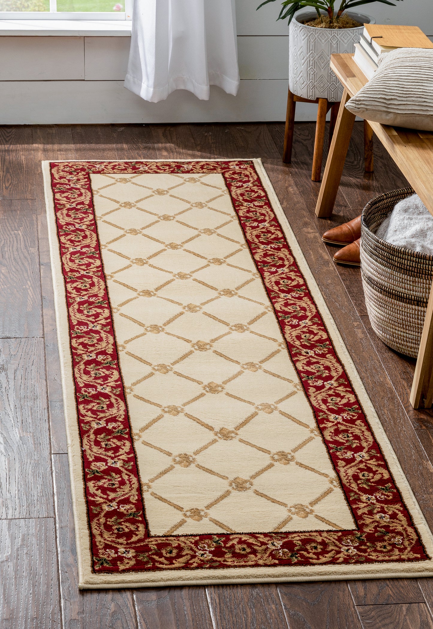 Fleur De Lis Ivory Formal Rug 3622