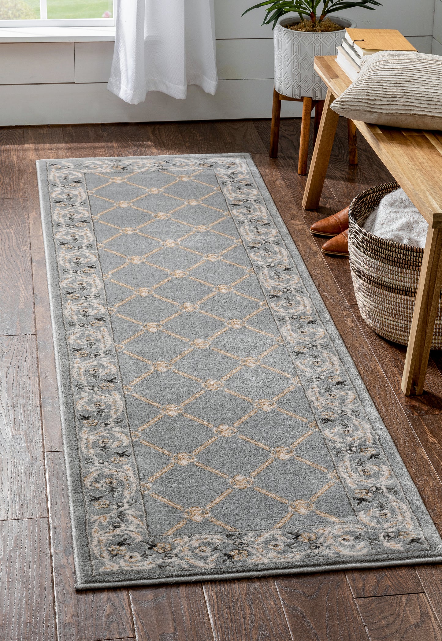 Fleur De Lis Grey Traditional Rug 3628