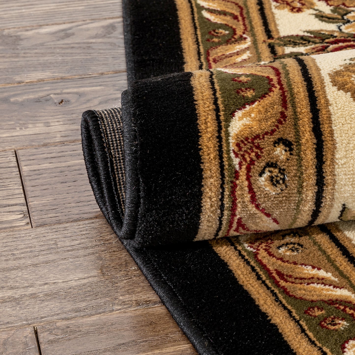Le Petit Palais Black Traditional Rug 3633