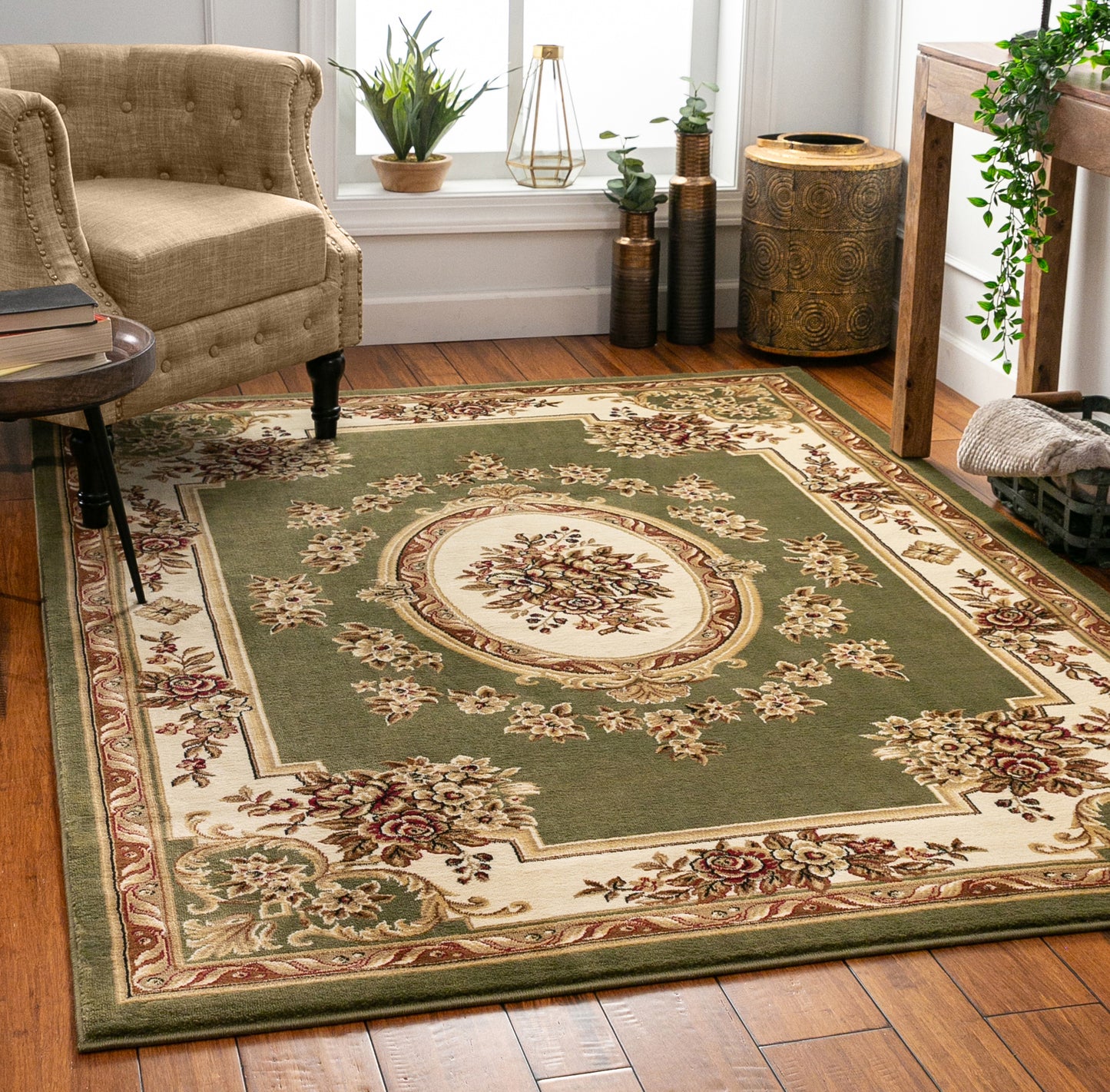 Le Petit Palais Green Traditional Rug 3635