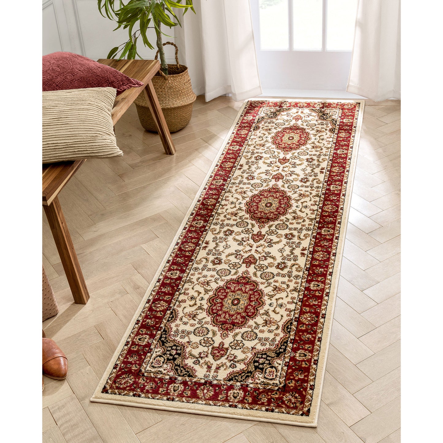 Medallion Kashan Ivory Traditional Rug 54102