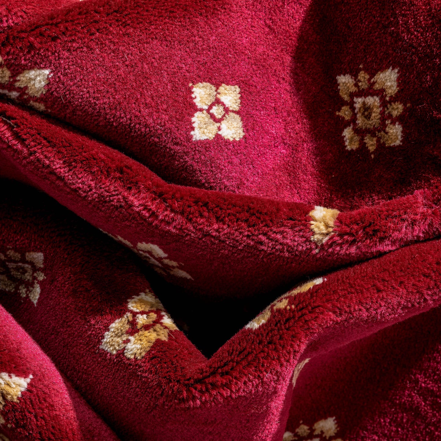 Hudson Terrace Red Traditional Rug 54890