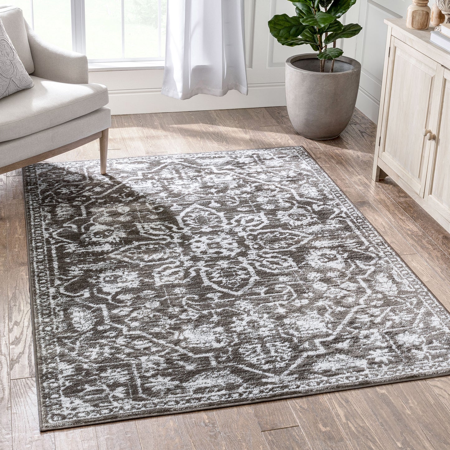 Disa Vintage Medallion Grey Soft Rug DZ-03