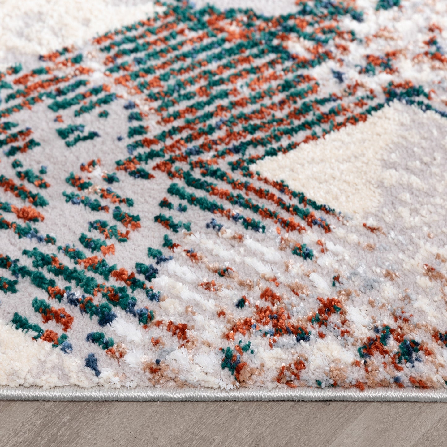 Atacama Diamond Geometric Pattern Grey High-Low Rug LEO-27