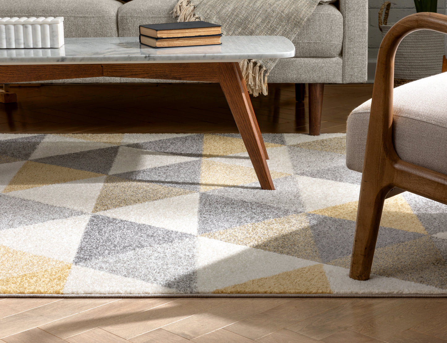 Alvin Gold Modern Geometric Rug MC-62
