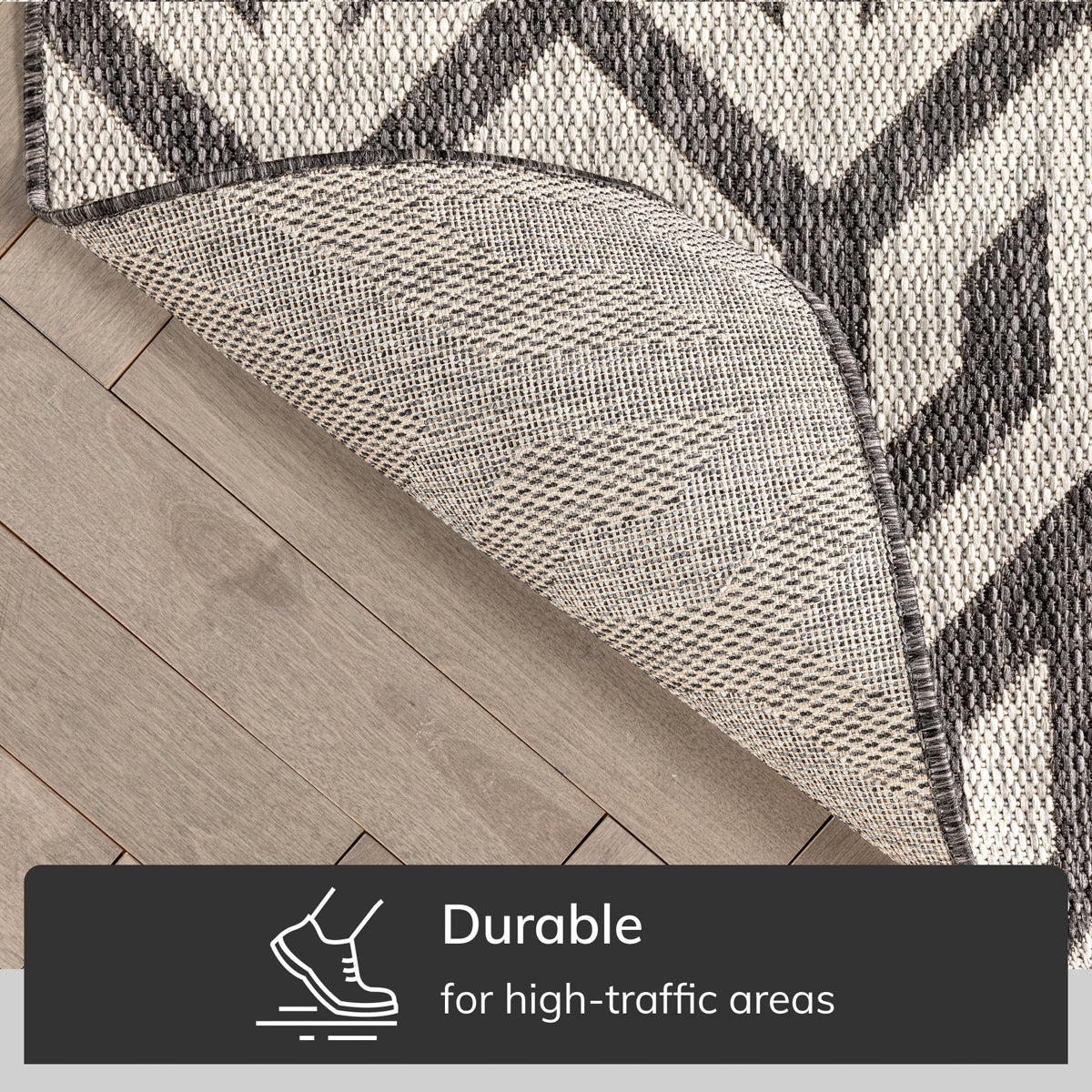 Atlantis Modern Geometric Black Indoor/Outdoor Rug MED-213