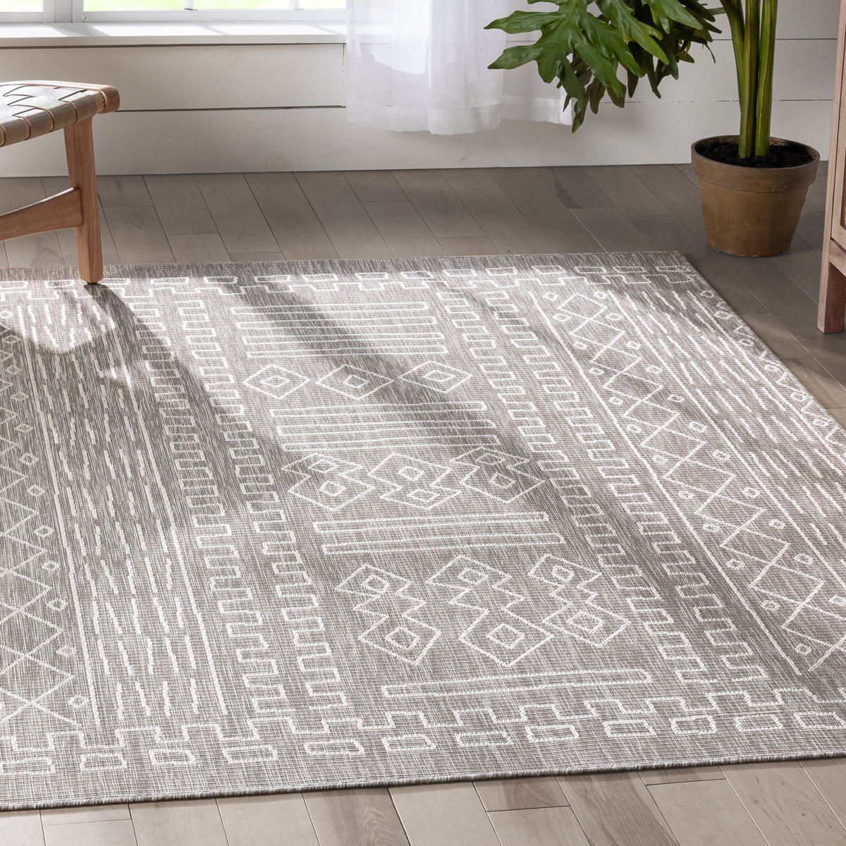 Anza Tribal Geometric Pattern Grey Flat-Weave Indoor/Outdoor Rug MIL-27
