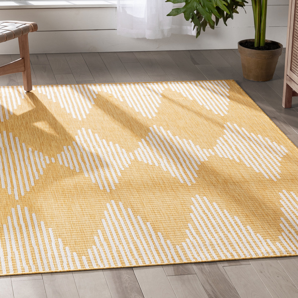 Kai Modern Chevron Pattern Yellow Flat-Weave Indoor/Outdoor Rug MIL-61