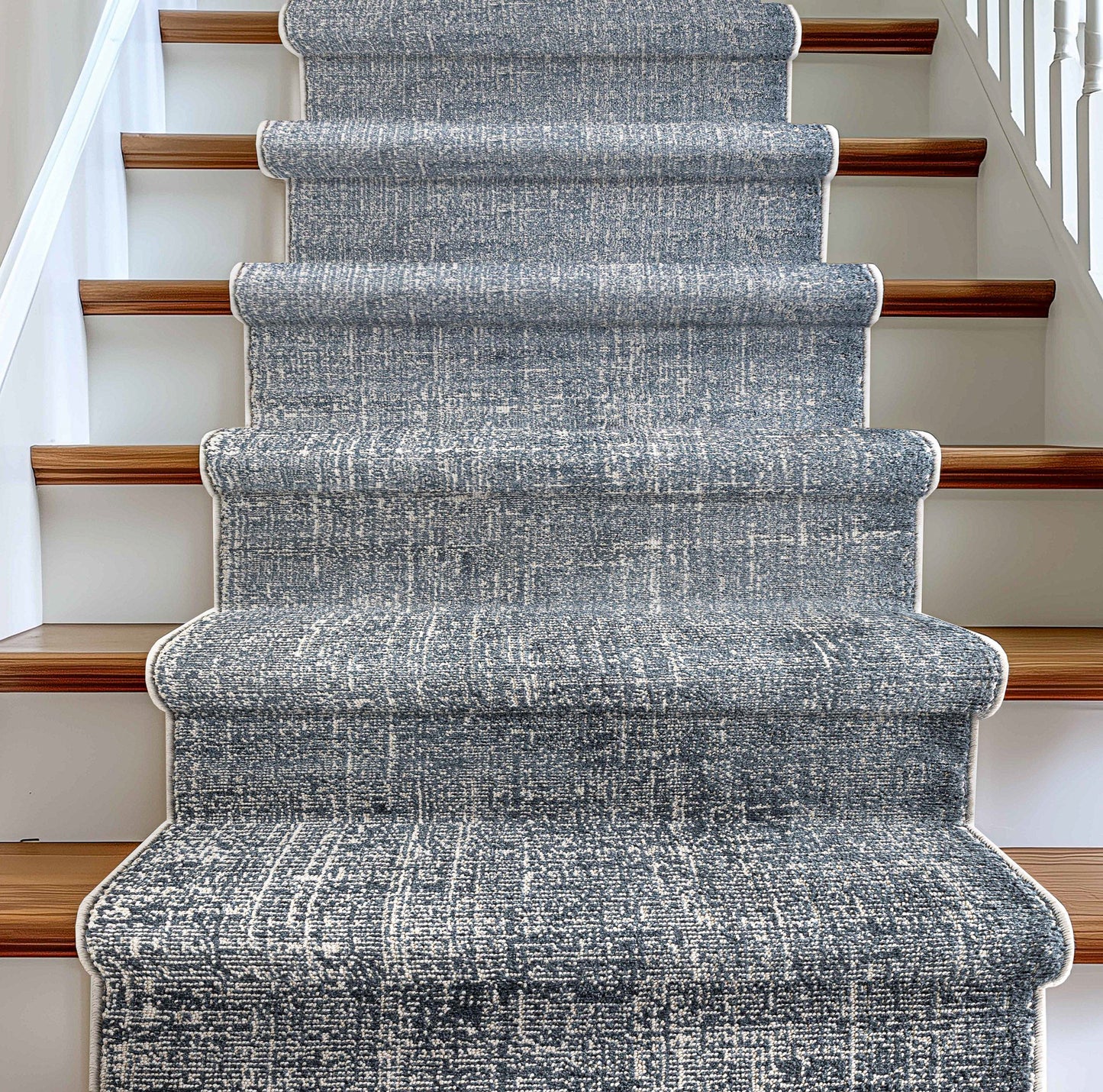 Velluto Como Ivory Dark Blue Roll Runner VEL-04