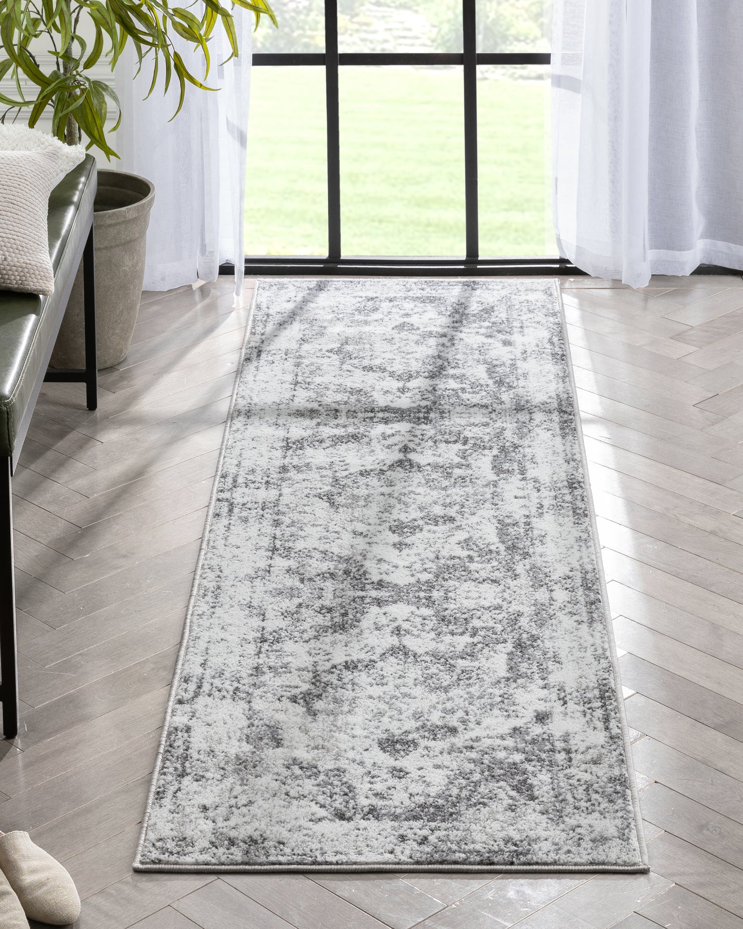 Patras Vintage Oriental Medallion Ivory Rug ZAZ-22