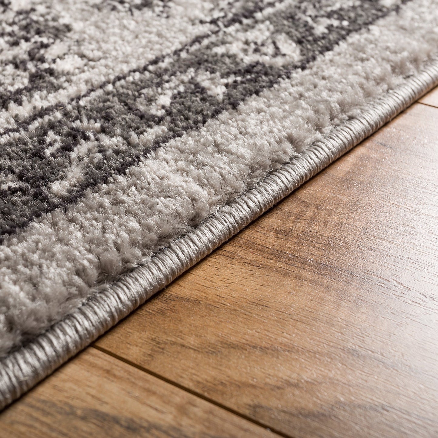 Carleton Grey Traditional Rug 2297
