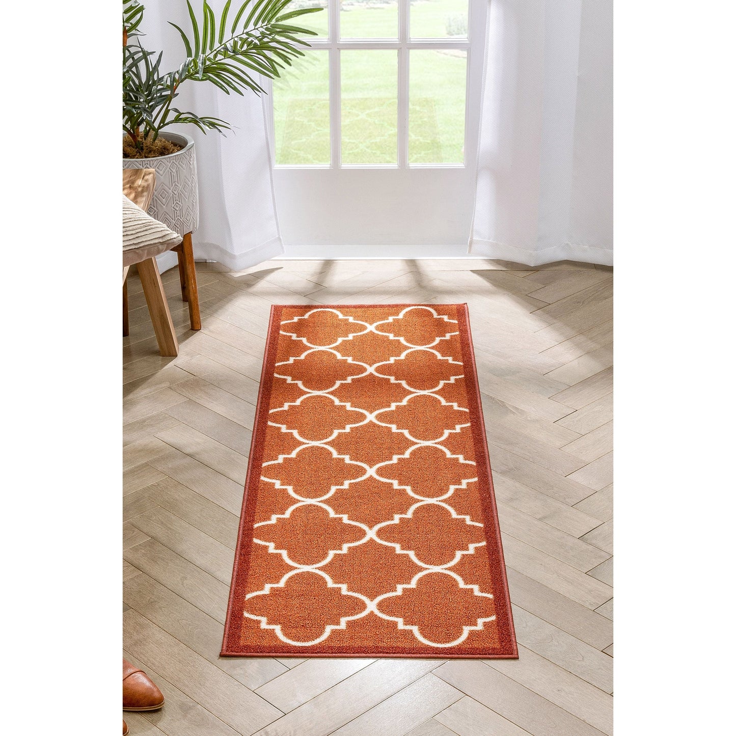 Brooklyn Trellis Red Modern Non Slip Washable Rug 6510