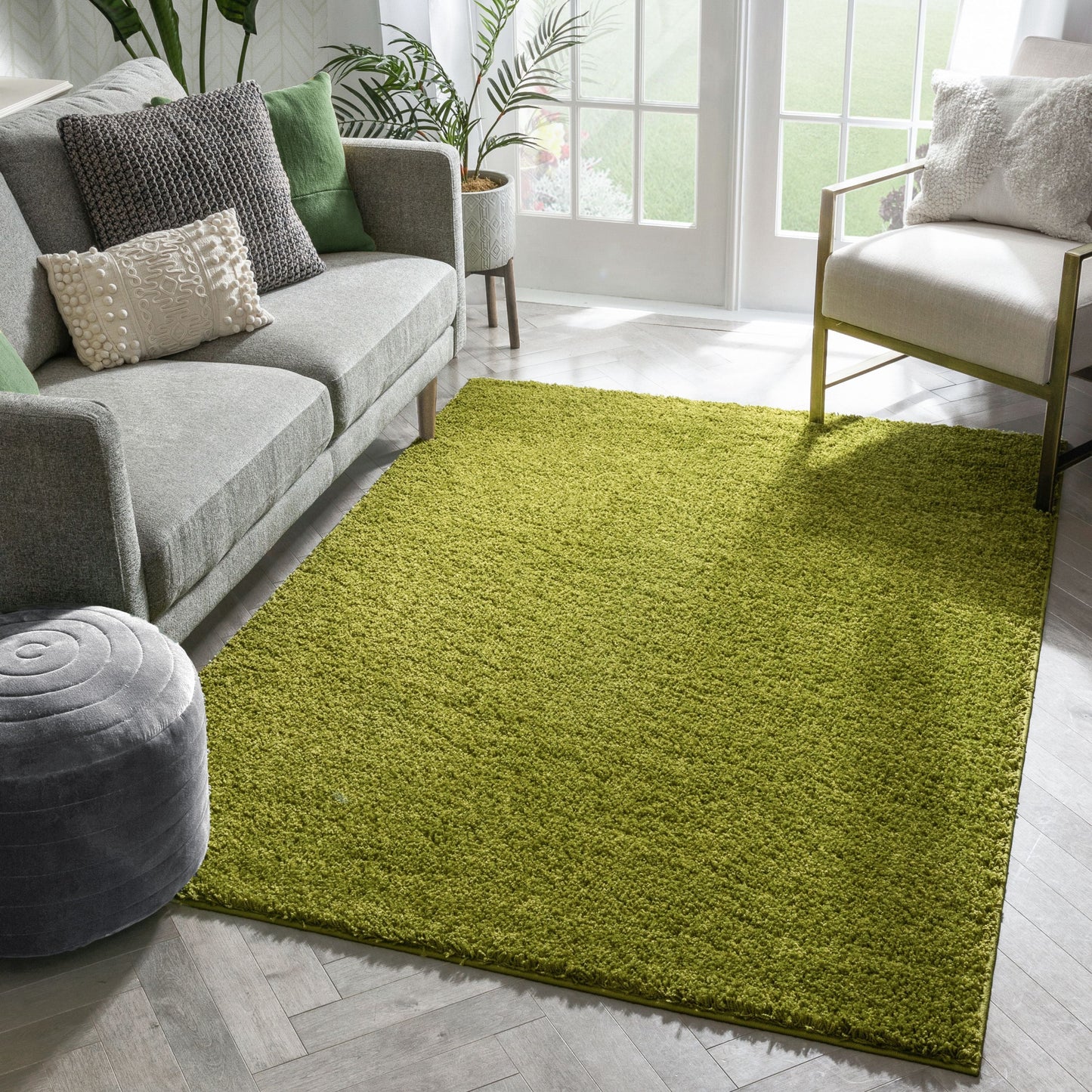 Plain Green Solid Rug 7045