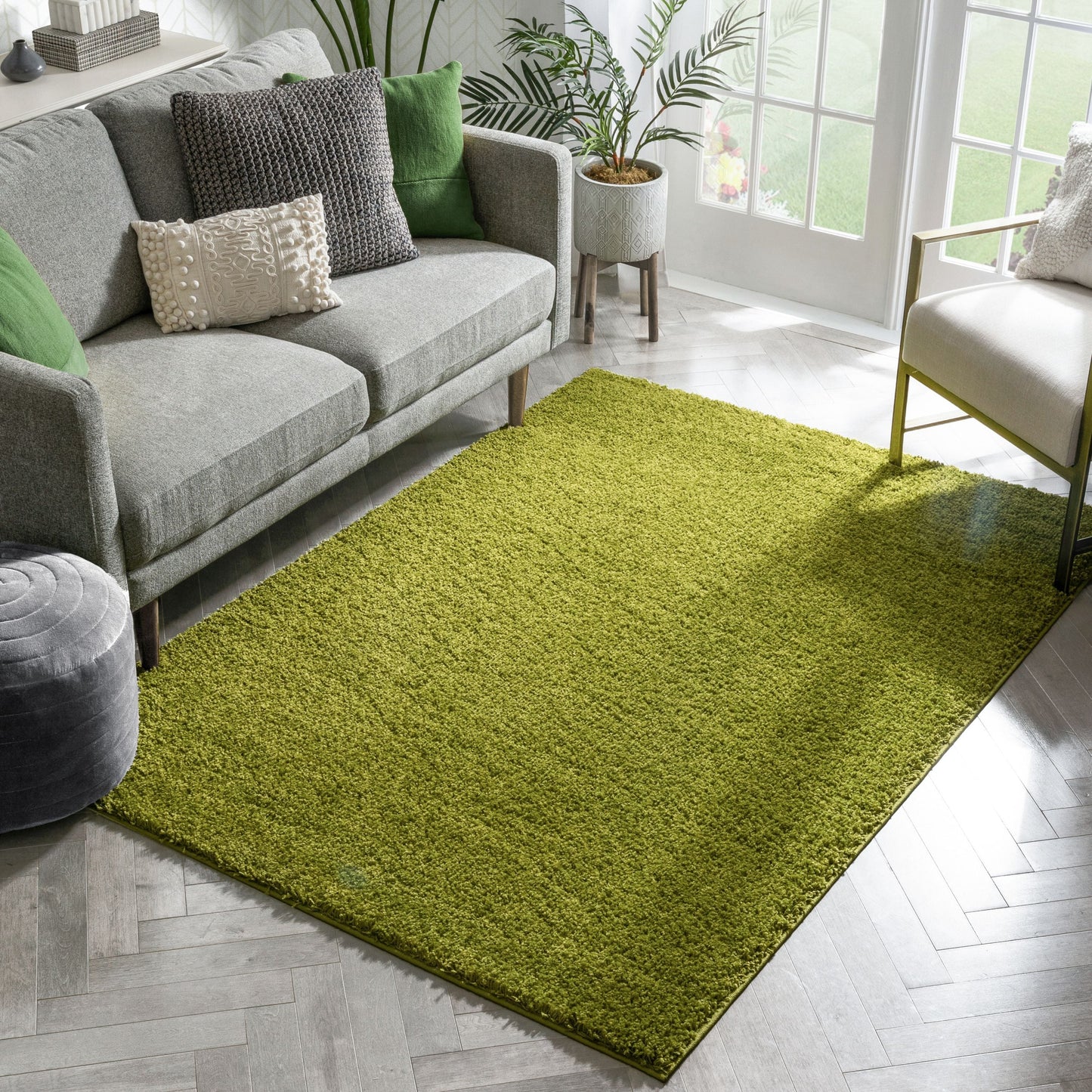 Plain Green Solid Rug 7045
