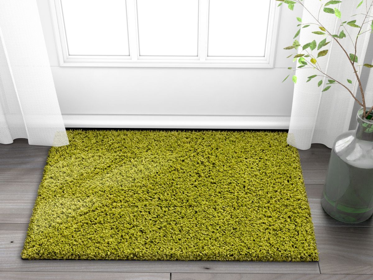 Plain Green Solid Rug 7045