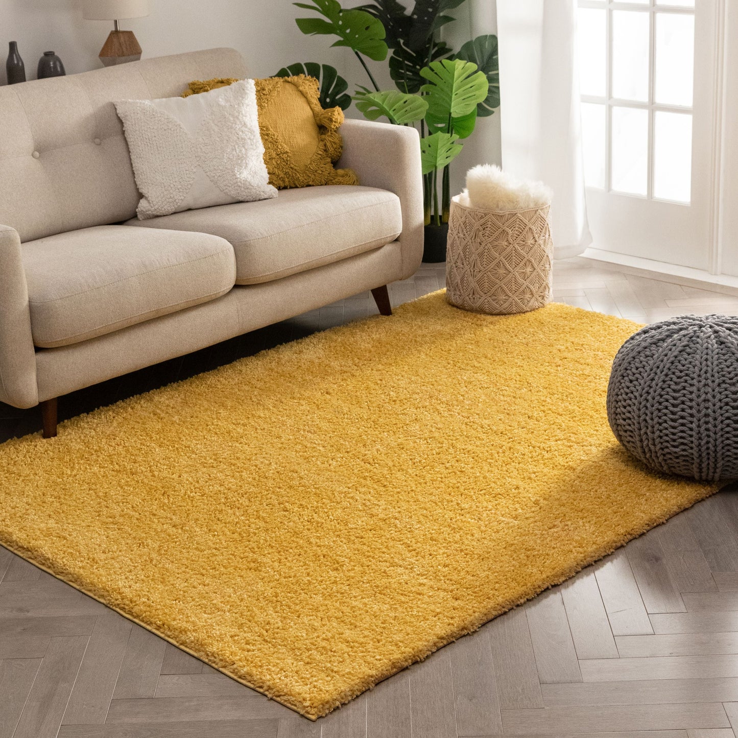 Piper Solid Modern Yellow Shag Rug 7911