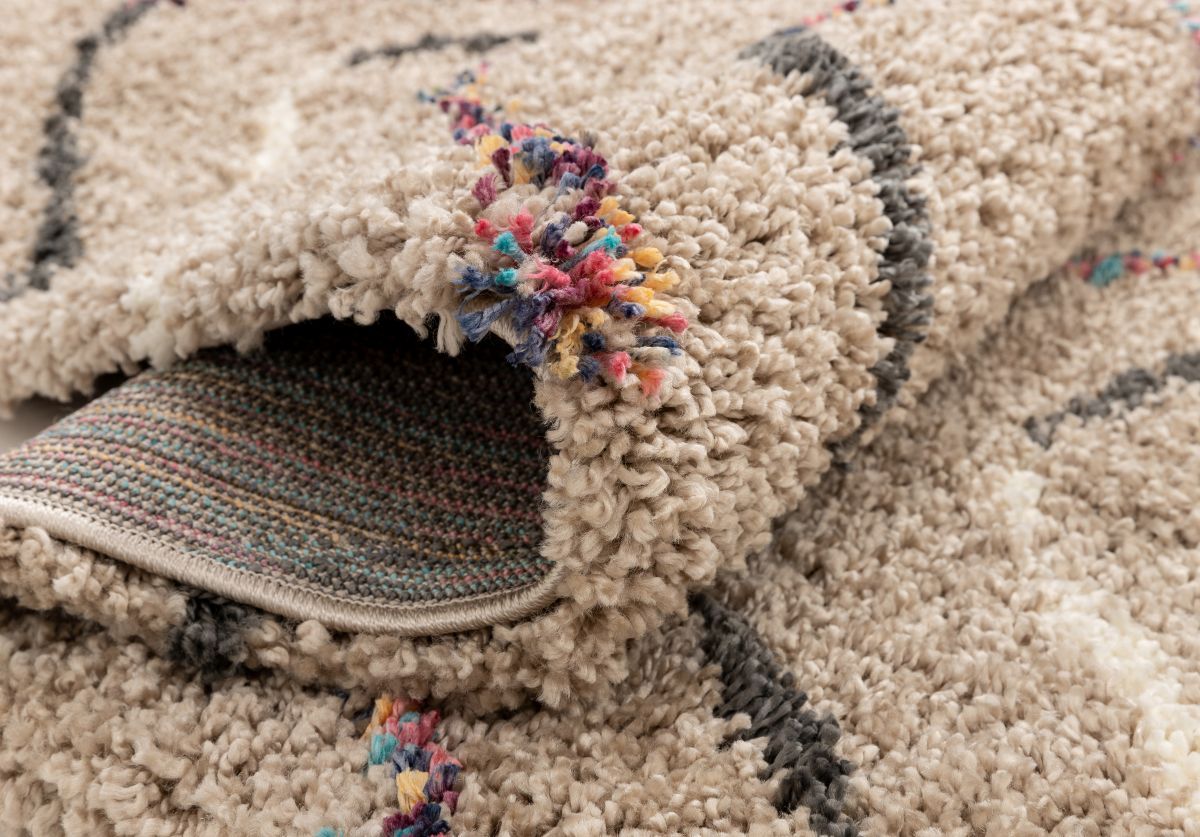 Macie Cream Abstract Wavy Stripes Shag Rug AA-12
