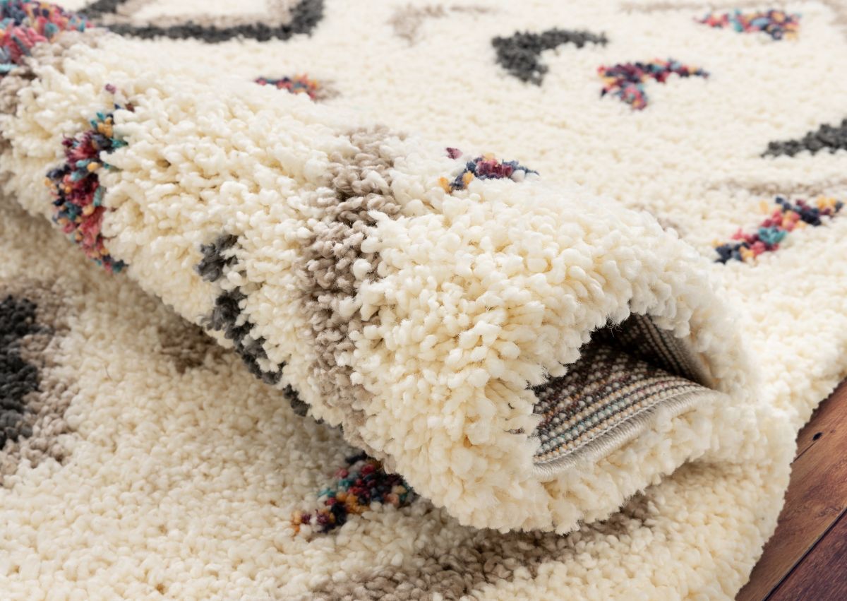 Deja Ivory Tribal Nomadic Diamond Shag Rug AA-62