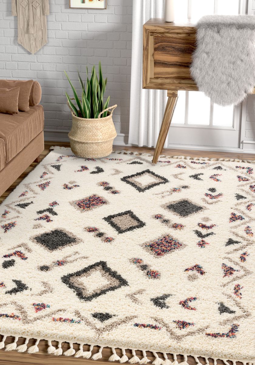 Deja Ivory Tribal Nomadic Diamond Shag Rug AA-62