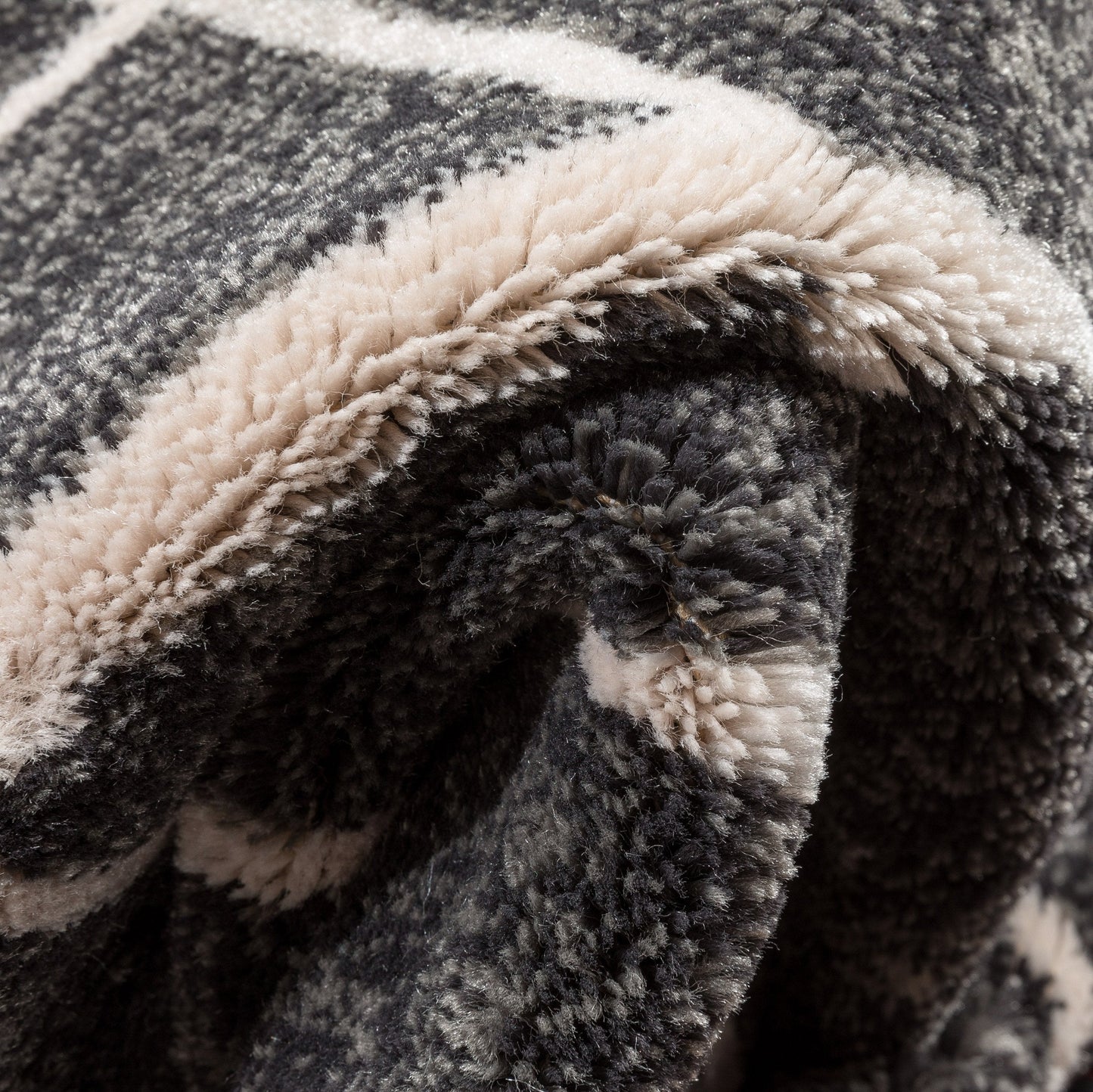 Aiden Trellis Modern Dark Grey Soft Rug BAL-27
