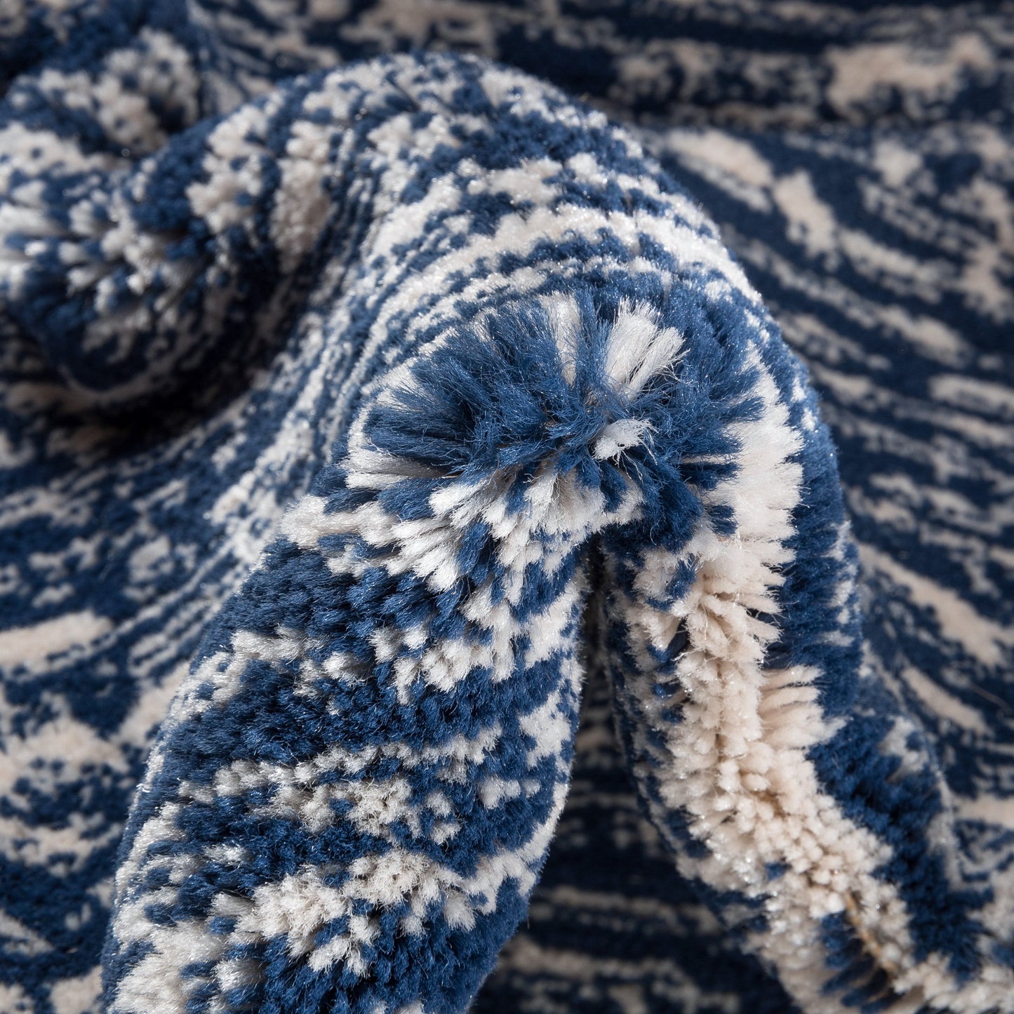 Owen Striation Modern Blue Soft Rug BAL-34