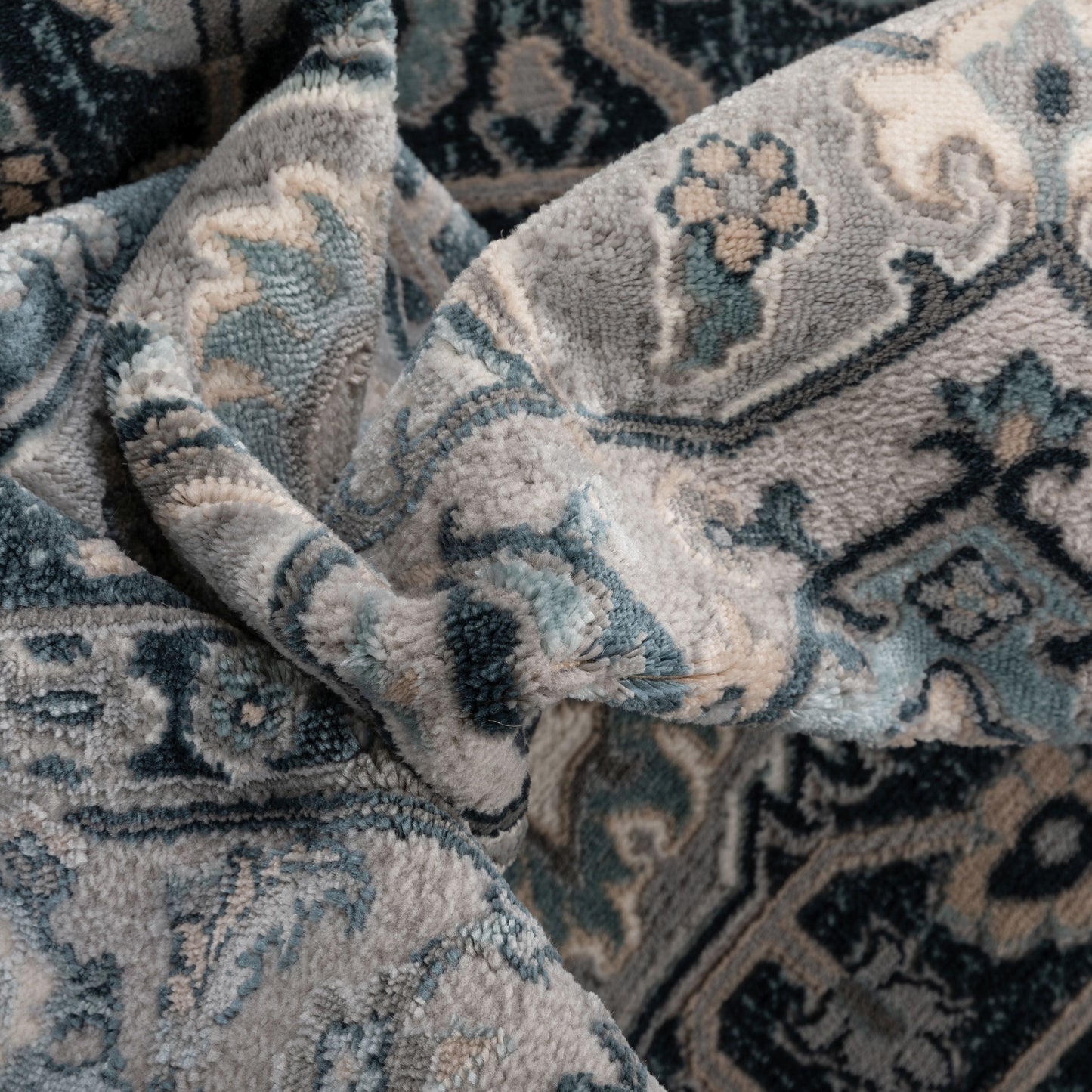 Leif Vintage Medallion Blue Rug BLS-54