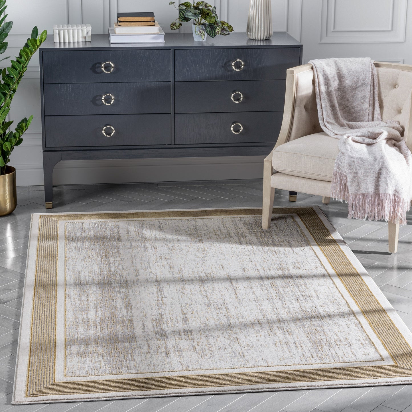 Filippa Vintage Border Pattern Yellow Glam Rug CAI-21