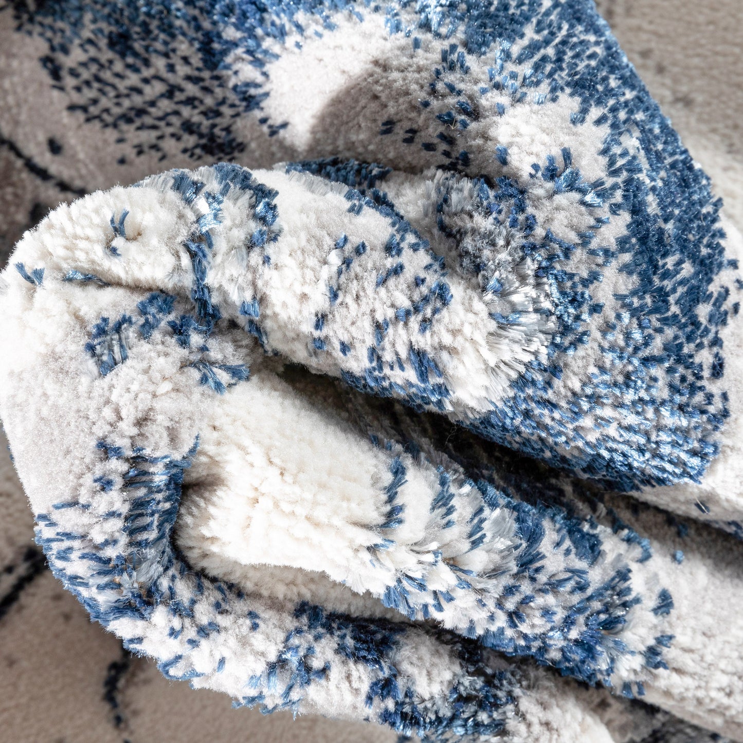 Fay Modern Abstract Blue Glam Rug CAI-44