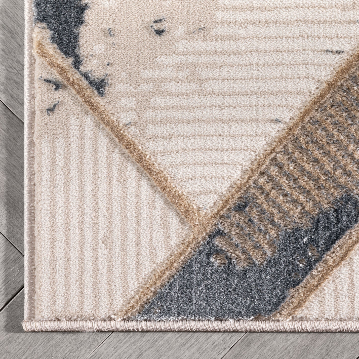 Nikita Vintage Geometric Ivory Glam Rug CAI-82