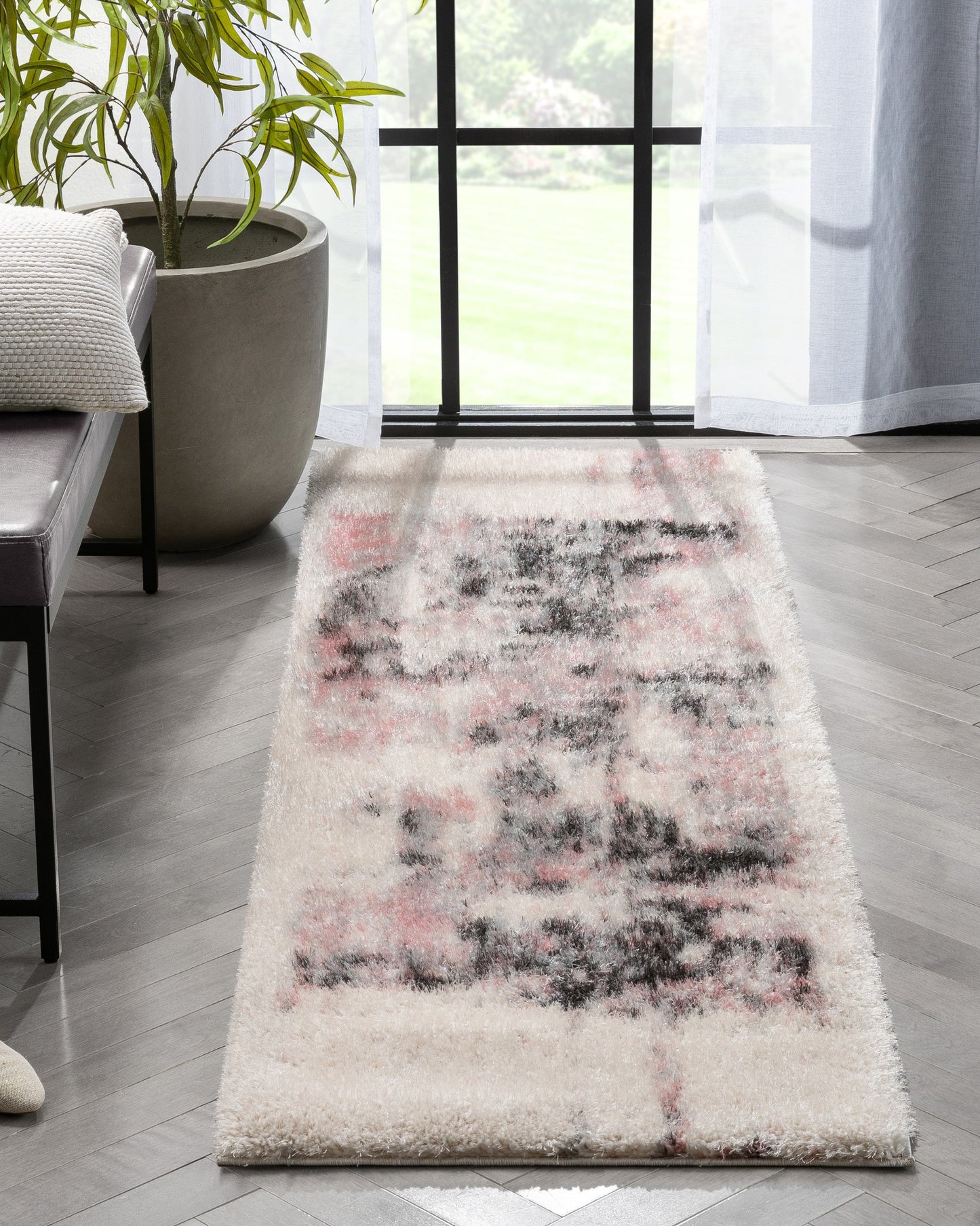 Sariah Modern Abstract Ivory Blush Shag Rug CAN-19