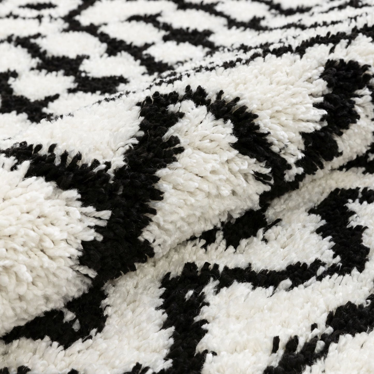 Besa Moroccan Tribal Shag White Rug CB-122