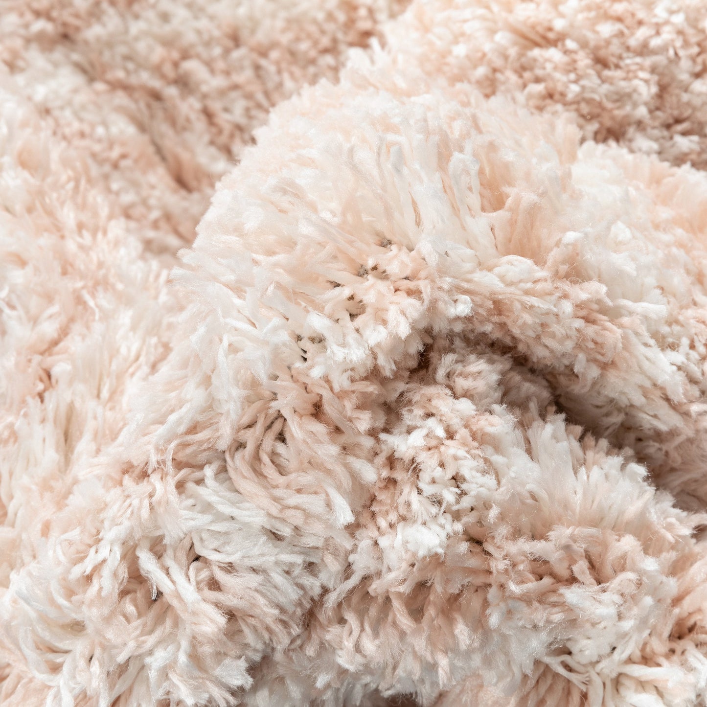 Aviero Moroccan Lattice Trellis Blush Thick & Soft Shag Rug CE-49