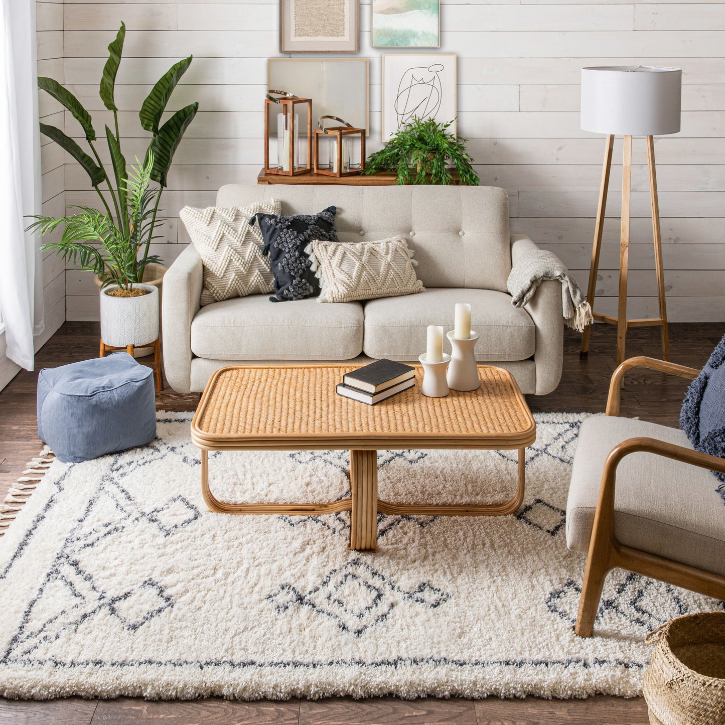 Verdant Tribal Diamond Pattern Ivory Super Soft And Thick Shag Rug CH-02