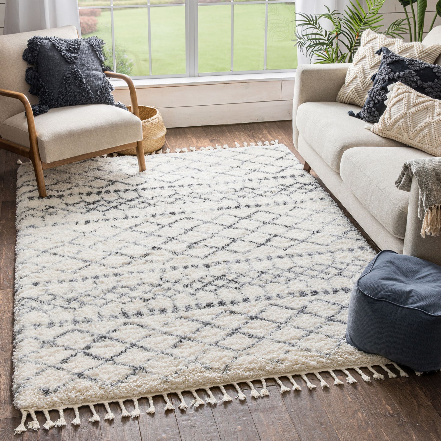 Blossom Moroccan Trellis Ivory Super Soft And Thick Shag Rug CH-12