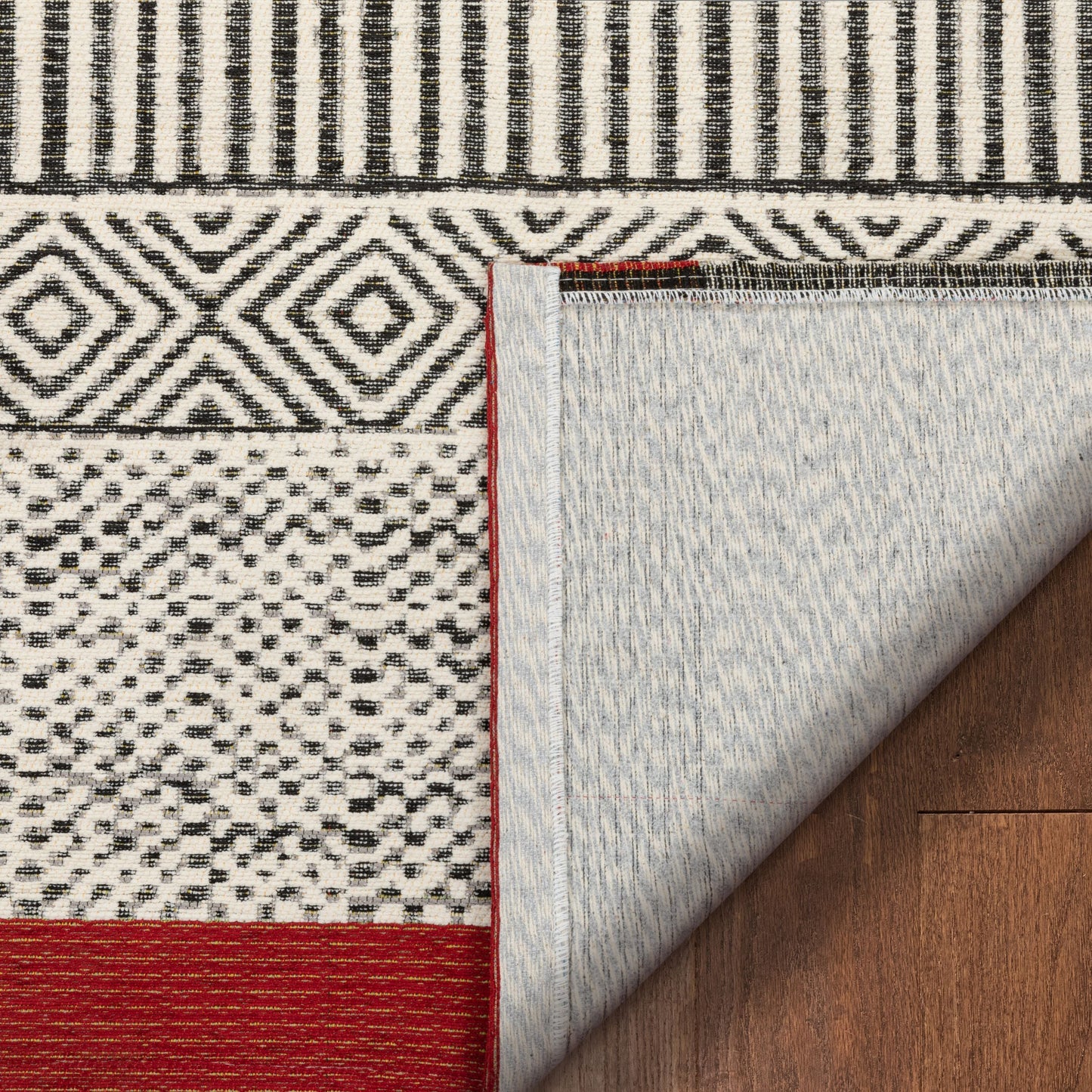 Largo Modern Abstract Geometric Pattern Red Kilim-Style Rug CHA-40