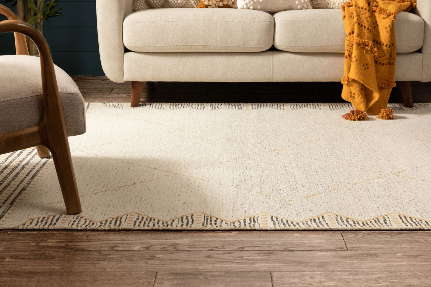 Kippa Moroccan Diamond Pattern Gold Kilim-Style Rug CHA-51