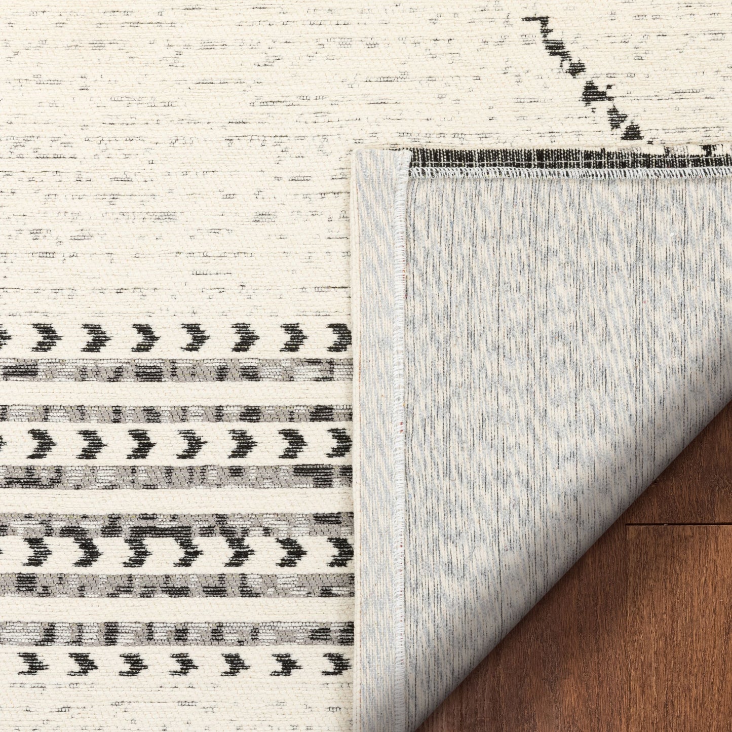 Kippa Moroccan Diamond Pattern Beige Kilim-Style Rug CHA-52