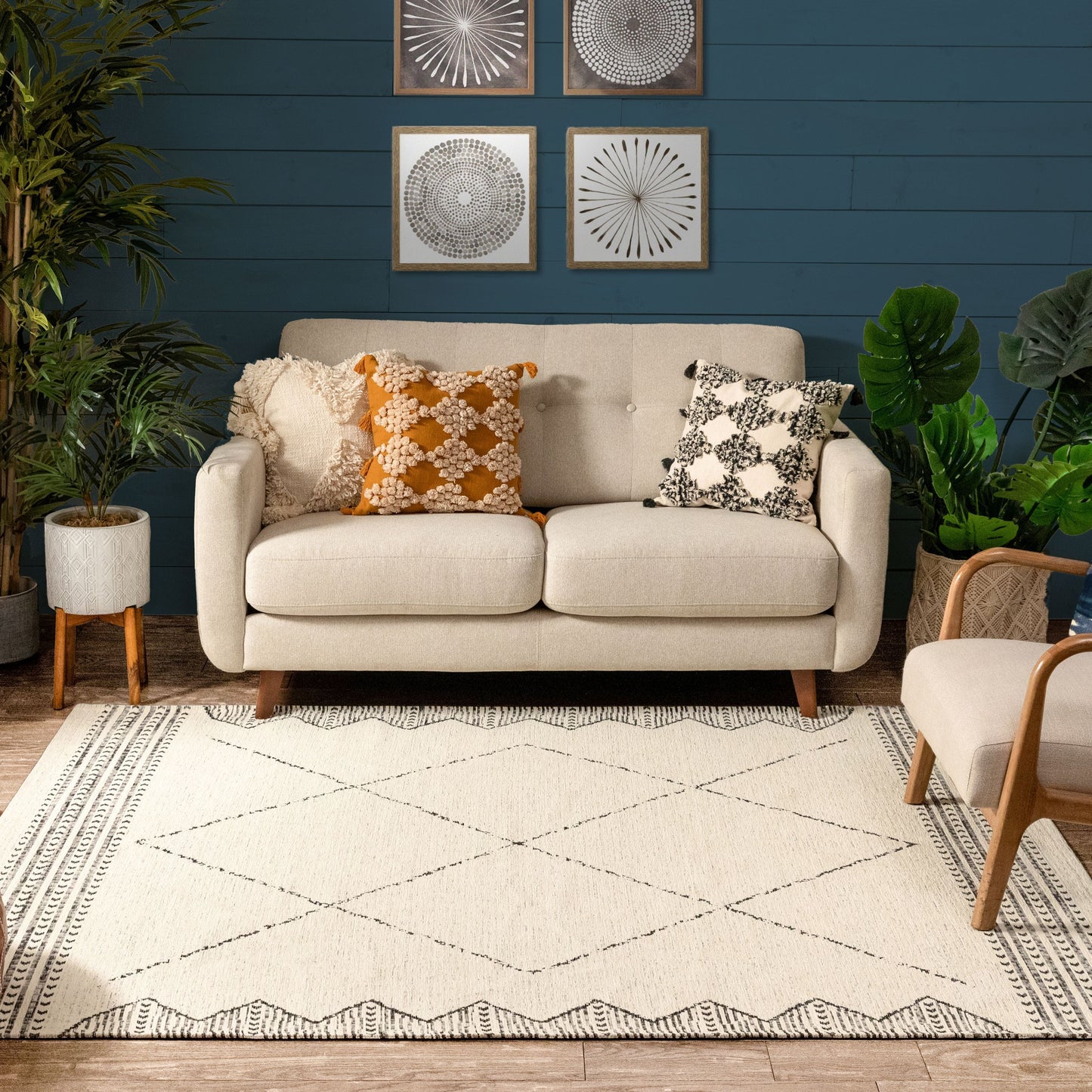 Kippa Moroccan Diamond Pattern Beige Kilim-Style Rug CHA-52