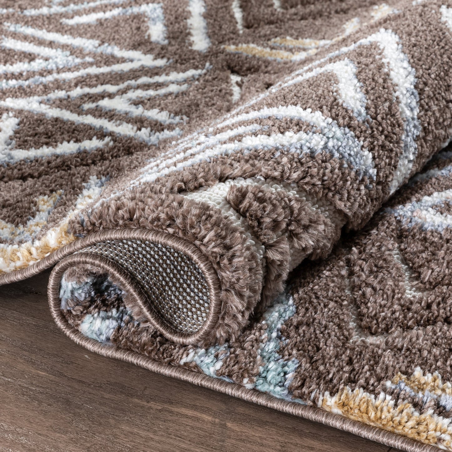 Thanatos Modern Geometric Brown High-Low Shag Rug DEL-58