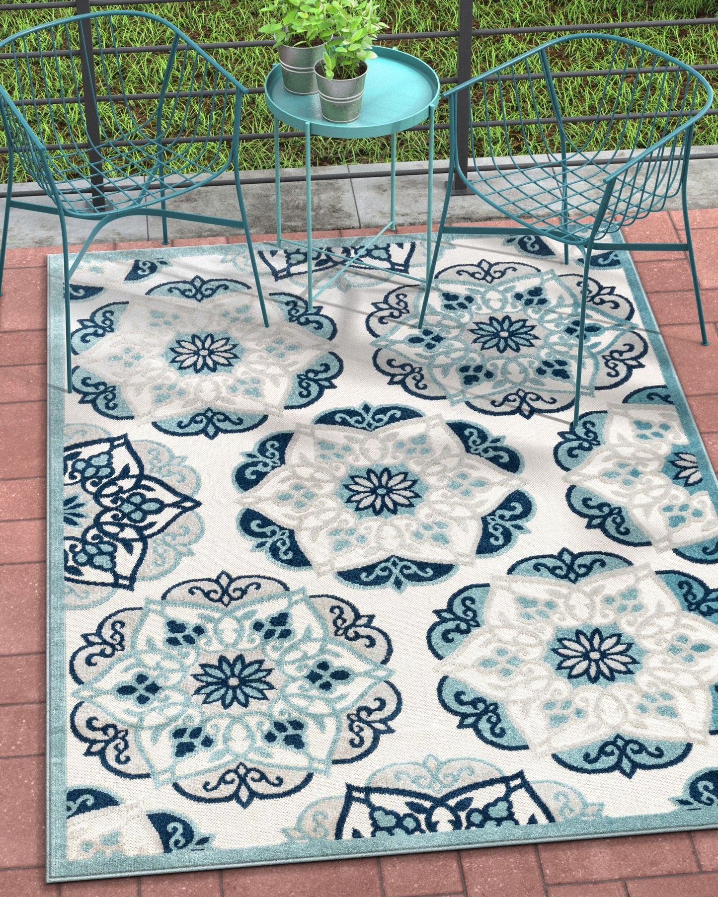 Cabo Bold Floral Blue Indoor/Outdoor High-Low Rug DO-334