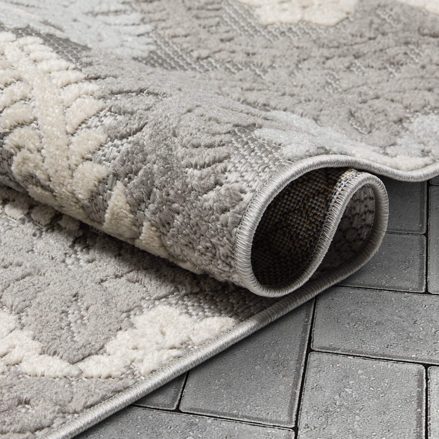 Loewy Modern Geometric Indoor/Outdoor Grey High-Low Rug DO-437