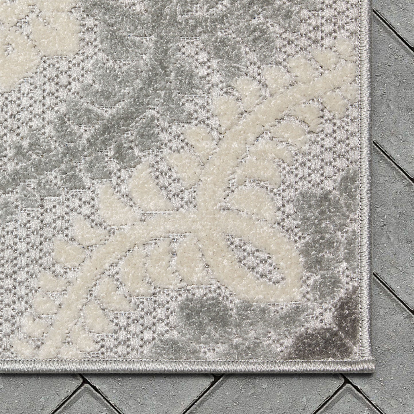 Loewy Modern Geometric Indoor/Outdoor Grey High-Low Rug DO-437