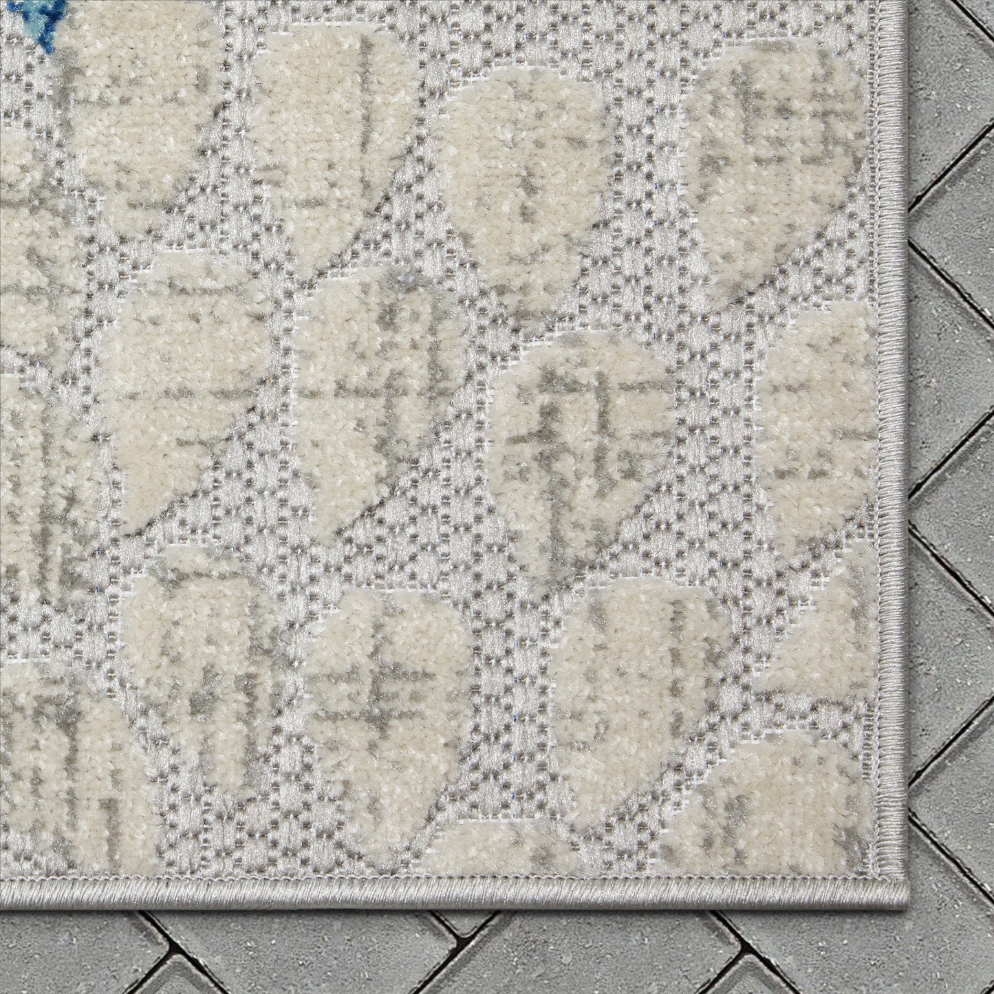 Senna Modern Floral Indoor/Outdoor Grey High-Low Rug DO-467