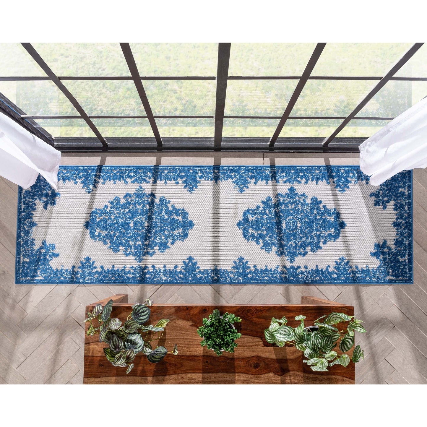 Arid Modern Medallion Persian Indoor/Outdoor Blue High-Low Rug DO-504