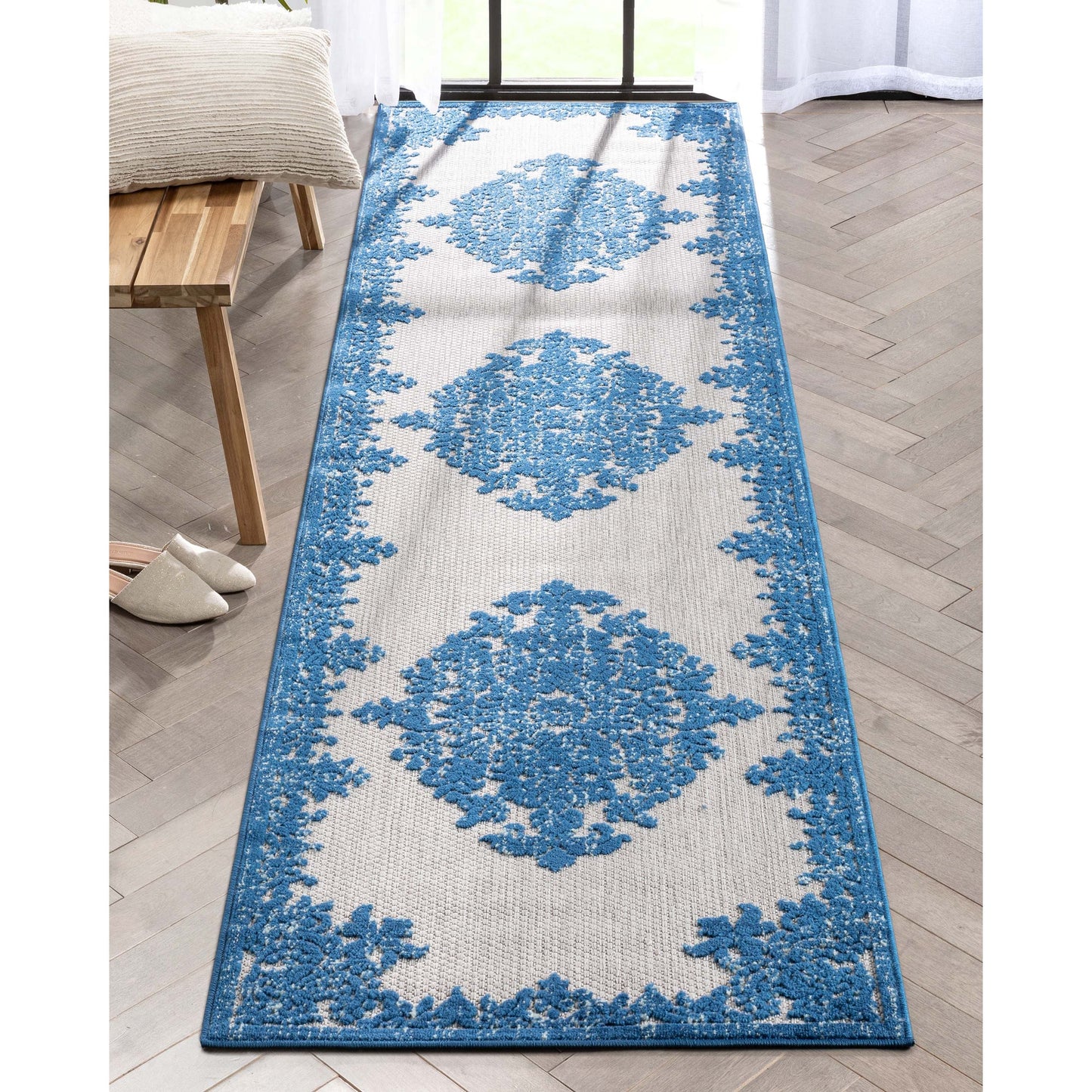 Arid Modern Medallion Persian Indoor/Outdoor Blue High-Low Rug DO-504