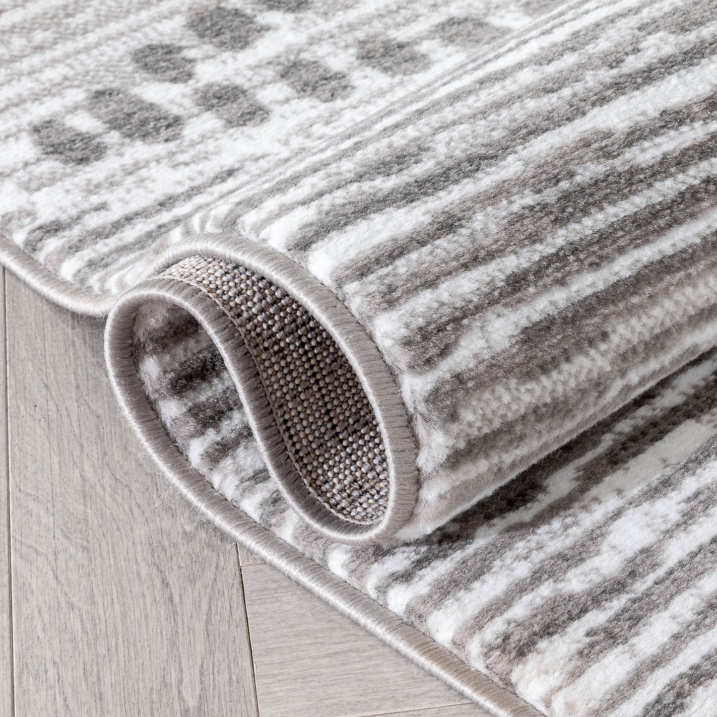 Aosta Tribal Diamond Pattern Ivory Grey Rug DU-132