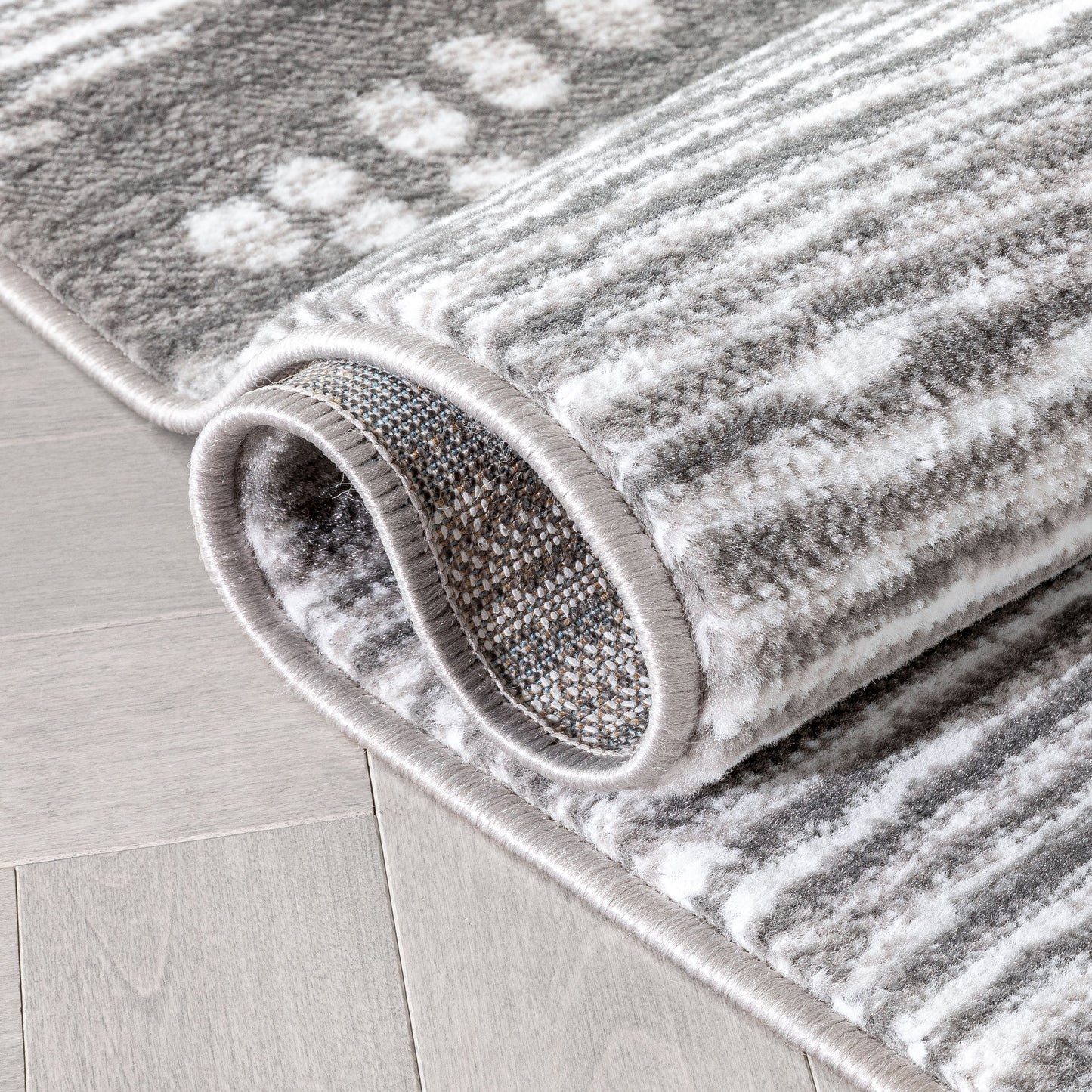 Aosta Tribal Diamond Pattern Grey Rug DU-137