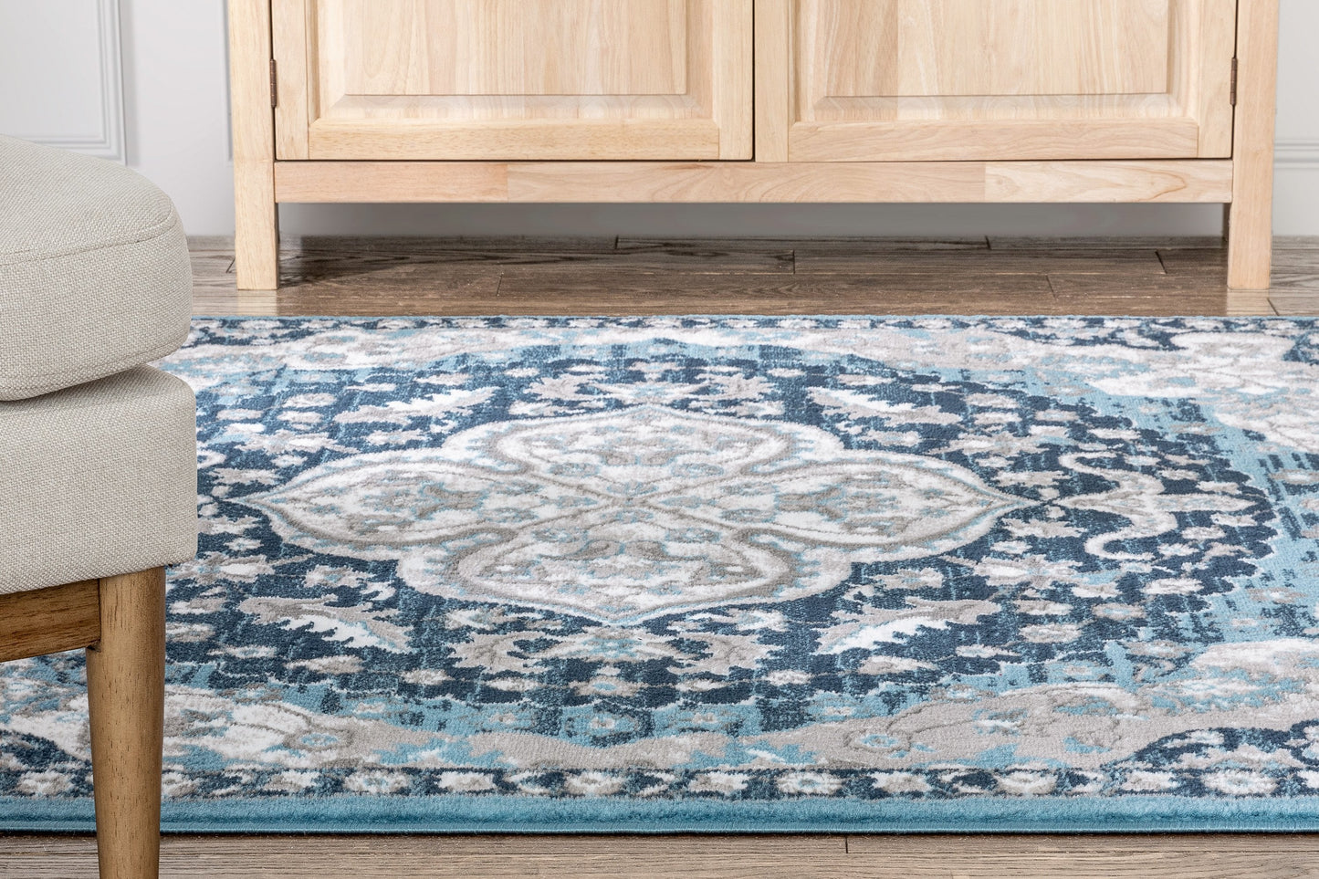 Granada Transitional Oriental Medallion Pattern Blue Rug DU-84