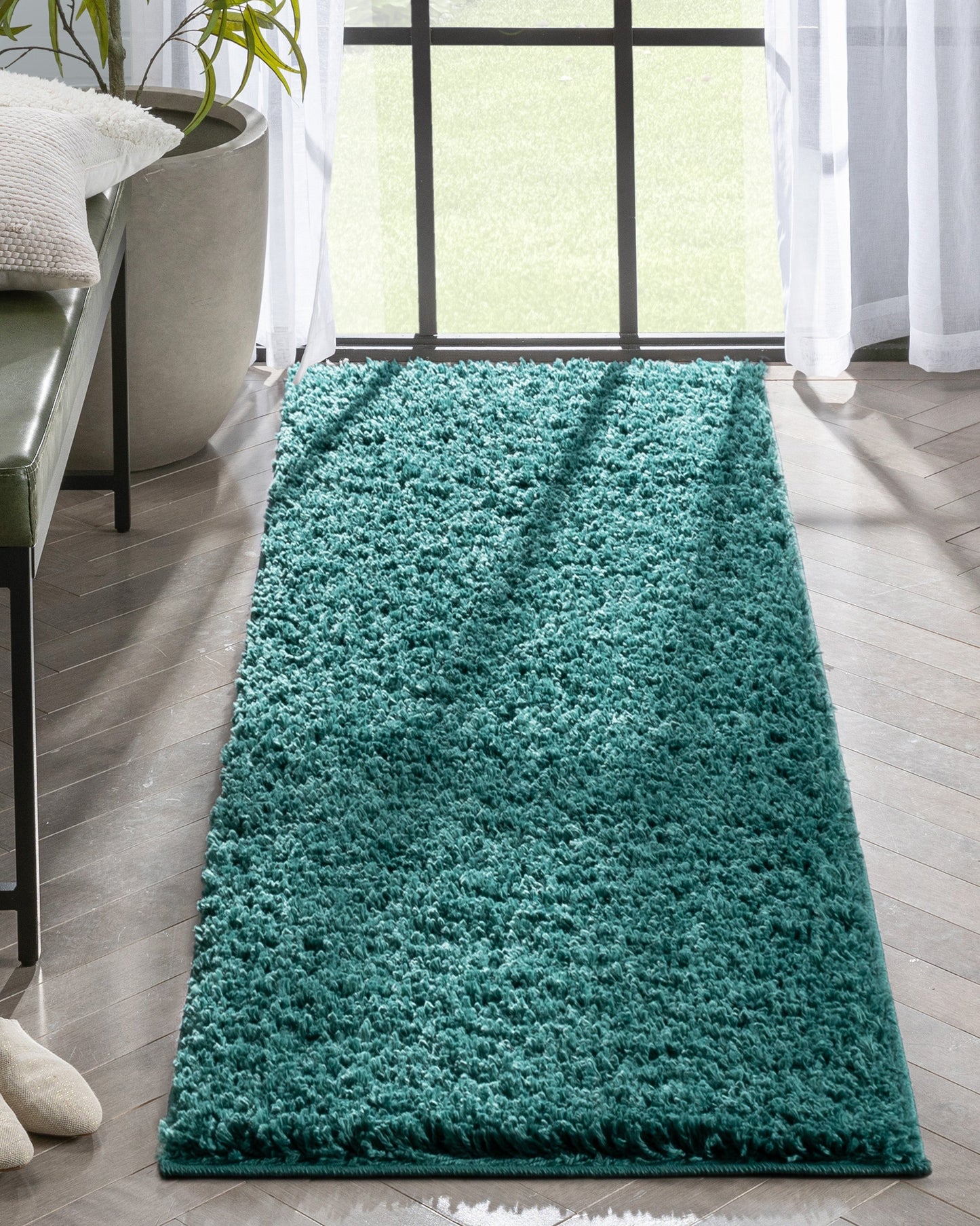 Emerson Modern Solid Green Textured Shag Rug ELL-15